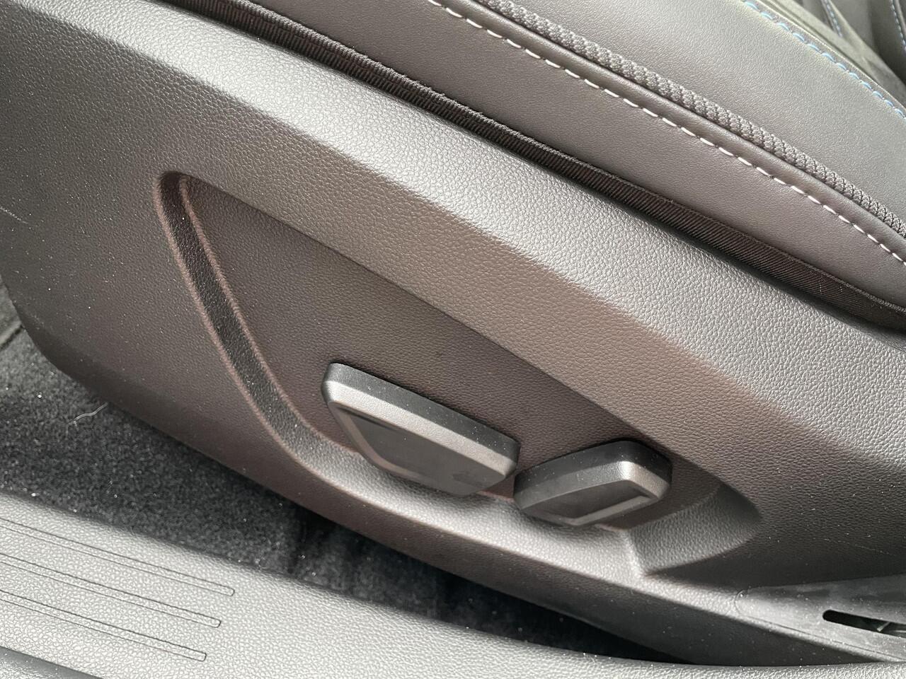 Renault CAPTUR 1.8 E-Tech full hybrid 160 esprit Alpine / PACK LIGHT & SOUND / PACK PRIVILEGE