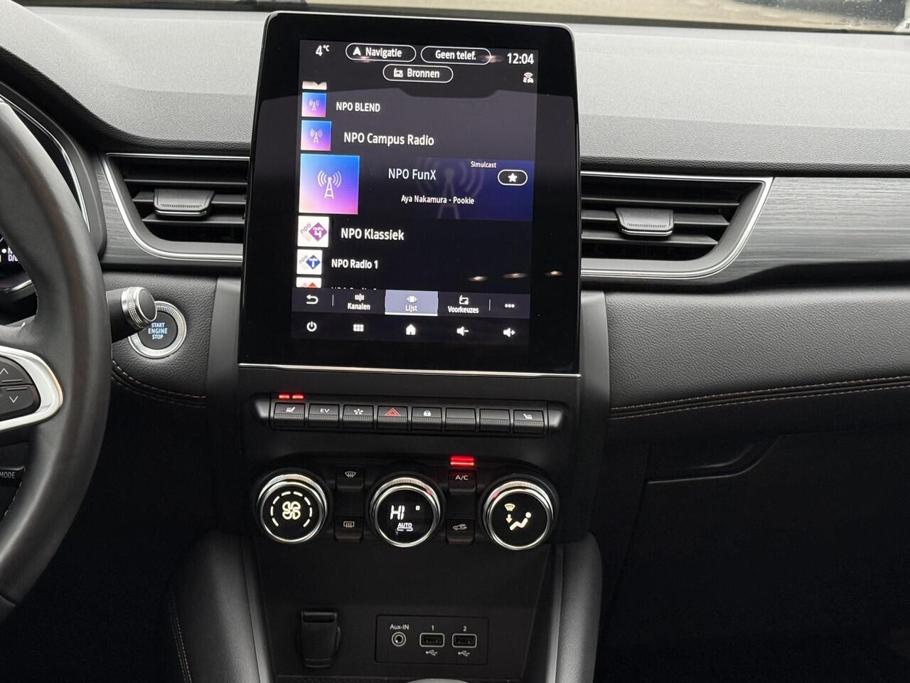 Renault CAPTUR 1.6 E-Tech Plug-in Hybrid 160 Initiale Paris | Panoramdak | Navigatie | Leder | Camera | (Hoge instap)