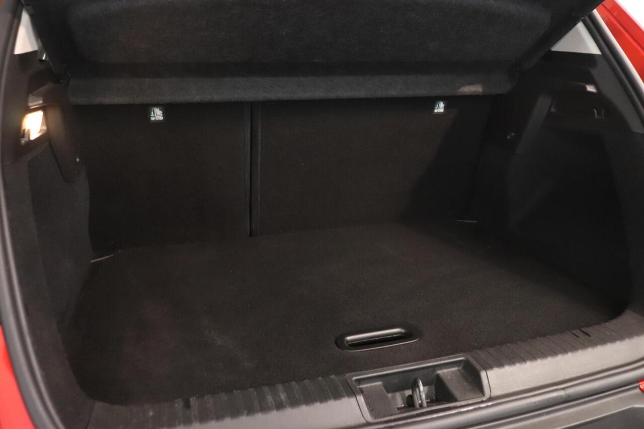 Renault CAPTUR 1.0 TCe 90 Zen | Airco | Camera | Cruise control | Navigatie | Parkeersensoren | LED verlichting | AppleCarplay AndroidAuto |