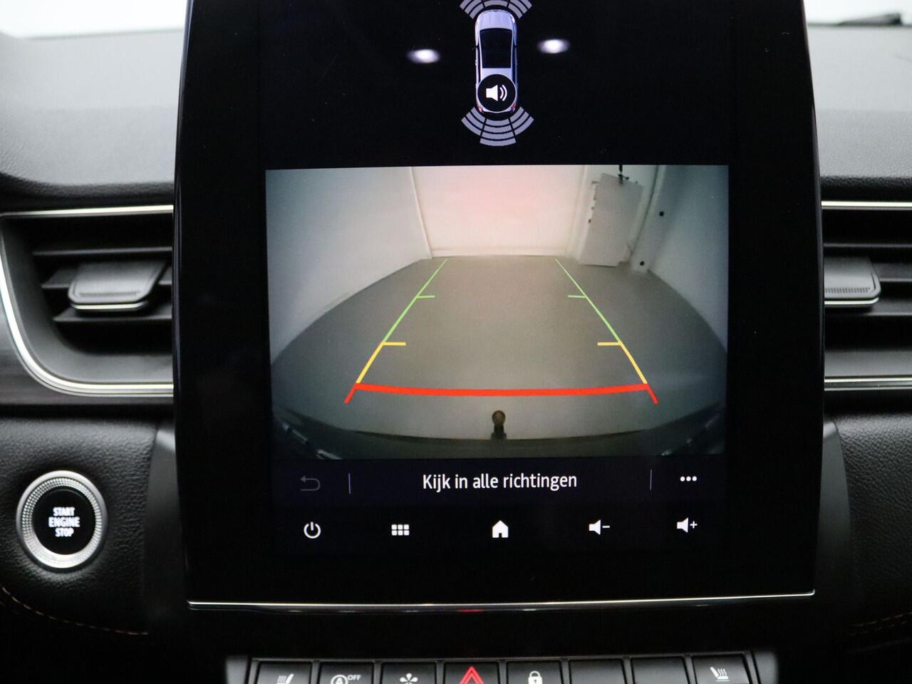 Renault CAPTUR 140pk TCe Initiale Paris Automaat Camera | Adapt. Cruise | Navi | Parkeersens. v+a | Trekhaak