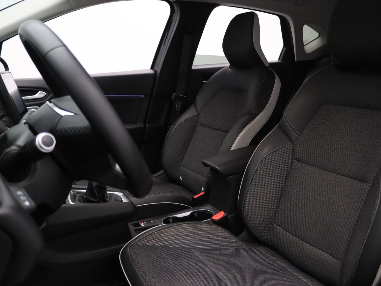 Renault CAPTUR 100pk TCe Intens BOSE | Camera | Cruise | Navi | Parkeersens. v+a