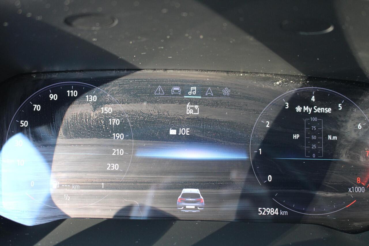 Renault CAPTUR 1.0 TCe 100 Intens | Stoelverwarming | Achteruitrij camera | Parkeersensoren rondom | All season banden