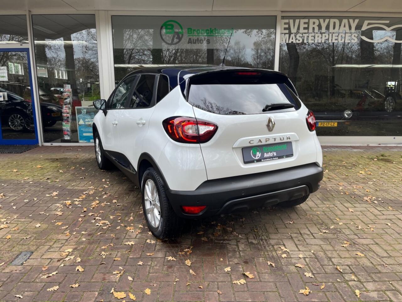 Renault CAPTUR 1.3 TCE INTENS Limited.