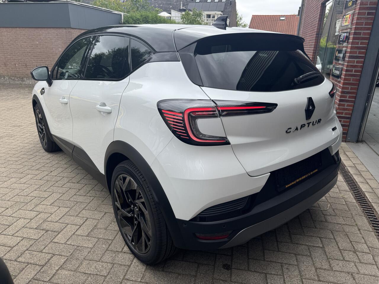 Renault CAPTUR 1.6 E-Tech full hybrid 145 esprit Alpine, schuifdak, harman kardon