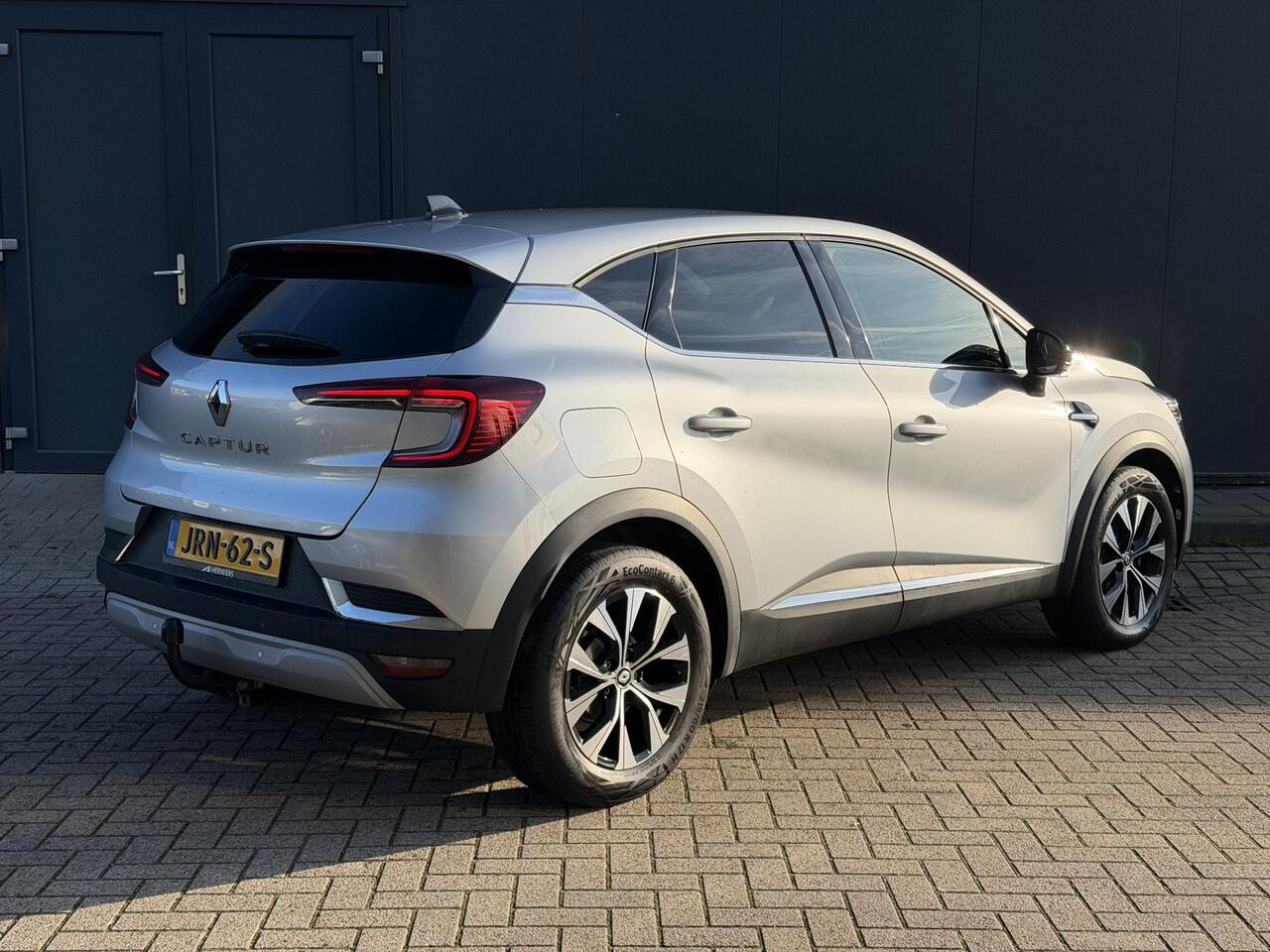 Renault CAPTUR 1.0 TCe 90 techno / Trekhaak 1200KG / Camera / PDC / Navigatie / Stoel & Stuurwiel Verwarming / Cruise / Clima / DAB / AppleCarplay & Android Auto /