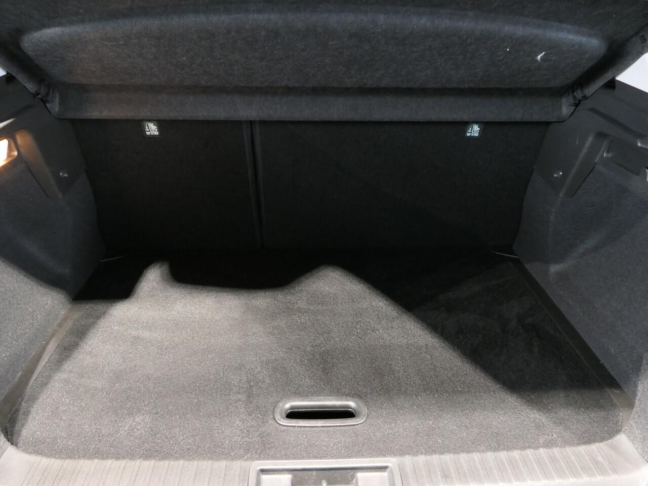 Renault CAPTUR 1.0 TCe 100 Intens 1e eigenaar, Dealer onderhouden, Camera, Sensoren V+A