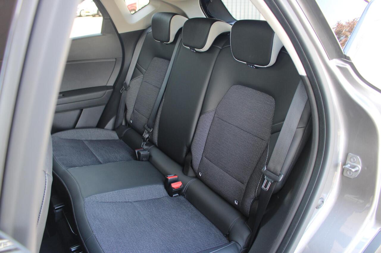 Renault CAPTUR 1.3 mild hybrid 160 techno | Automaat | Achteruitrijcamera | Stoelverwarming | Adaptive Cruise Control |