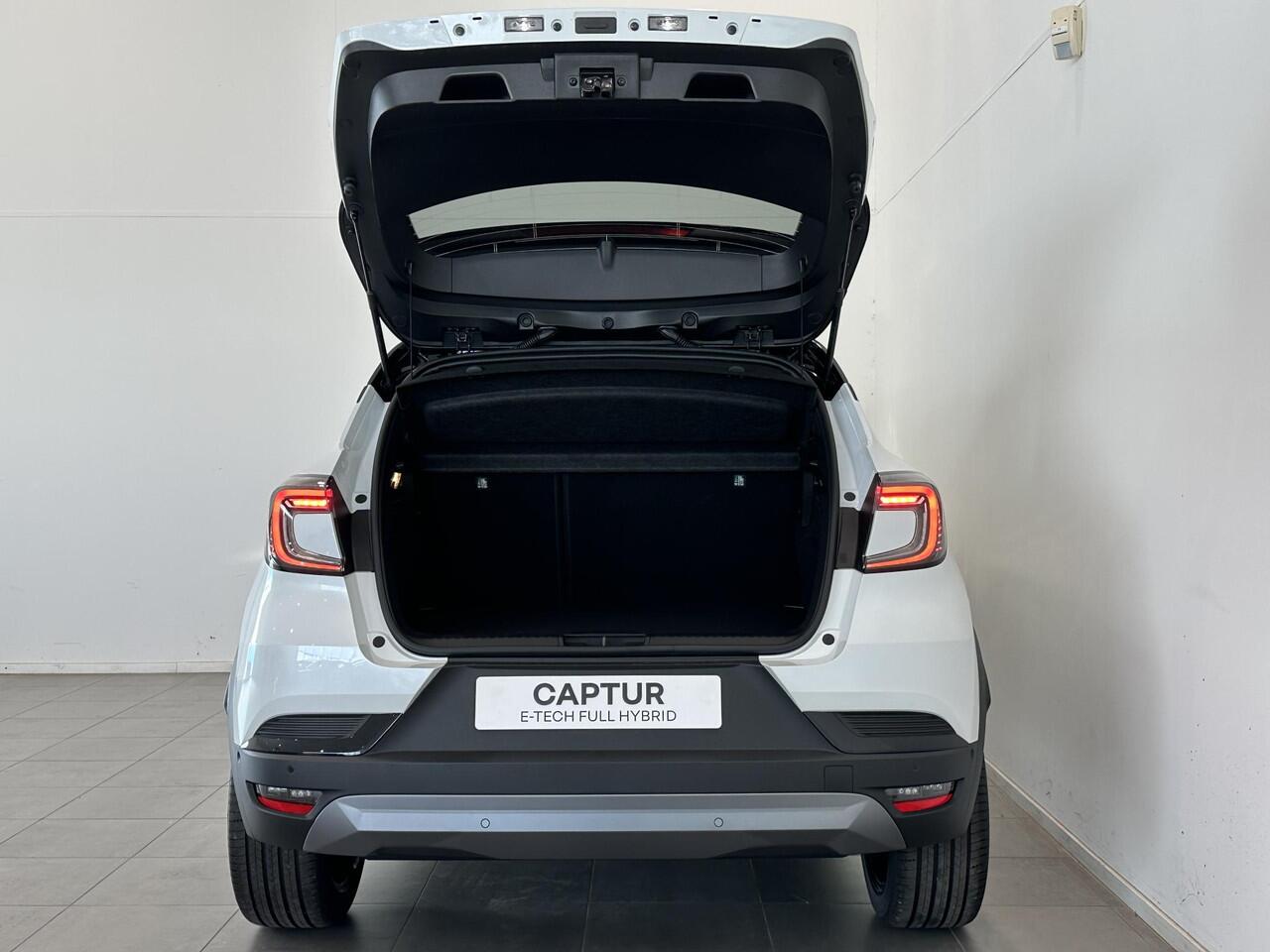 Renault CAPTUR 1.8 E-Tech Full Hybrid 160 Esprit Alpine | Pack Privilège | Pack Light & Sound | Van: ¤ 41.059,- nu rijklaar voor: ¤ 39.059,-