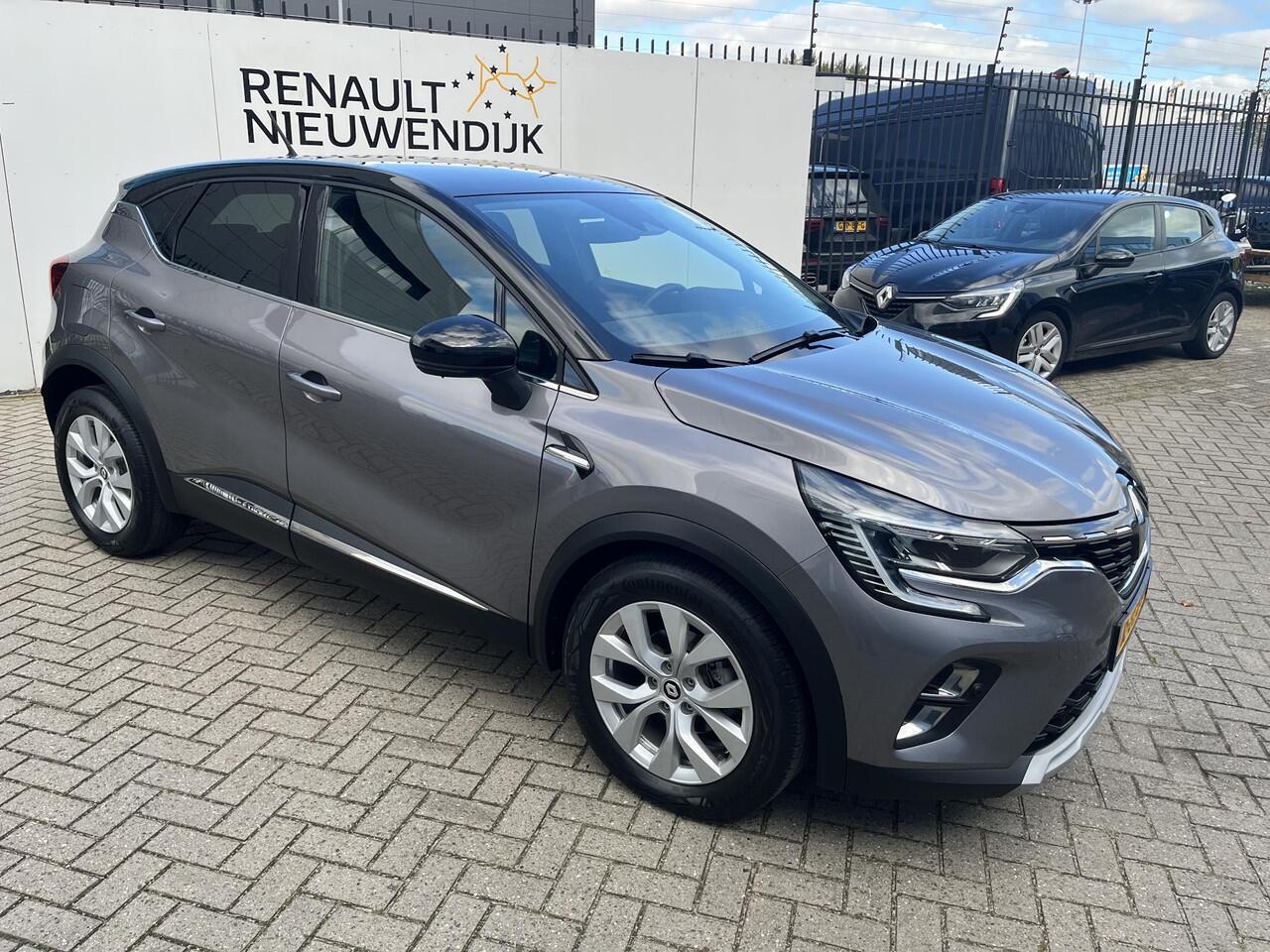 Renault CAPTUR 1.0 TCe 90 Intens / NAVIAGTIE / CAMERA / PARKEERSENSOREN VOOR EN ACHTER / LICHTMETALEN VELGEN 17 INCH