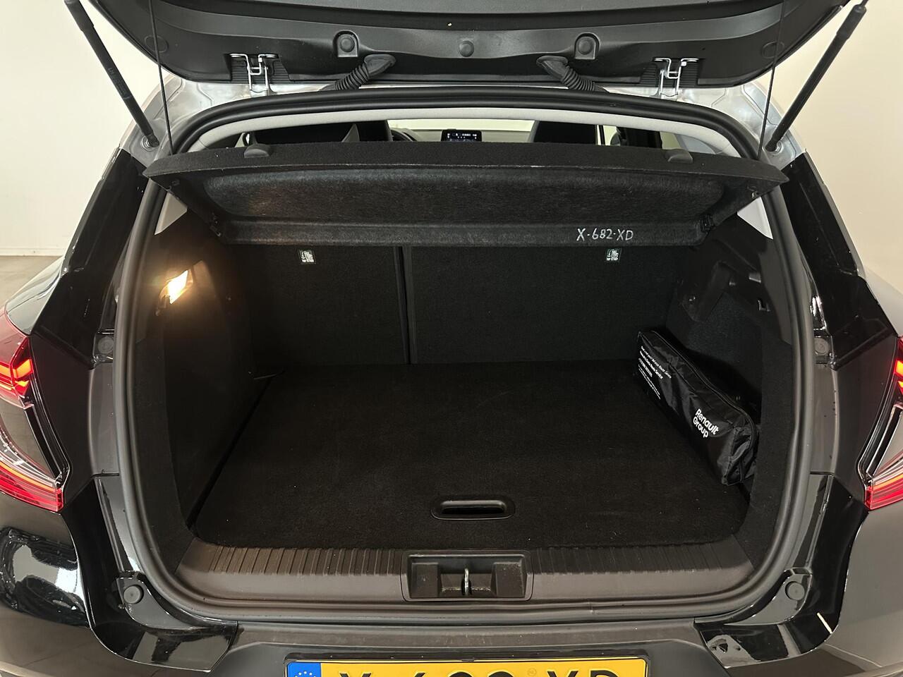 Renault CAPTUR 1.0 TCe 90 Techno | Navi 9,3" | Dodehoek Detectie | Digitaal Dashboard | Adaptieve Cruise Control | Apple Carplay/Android Auto