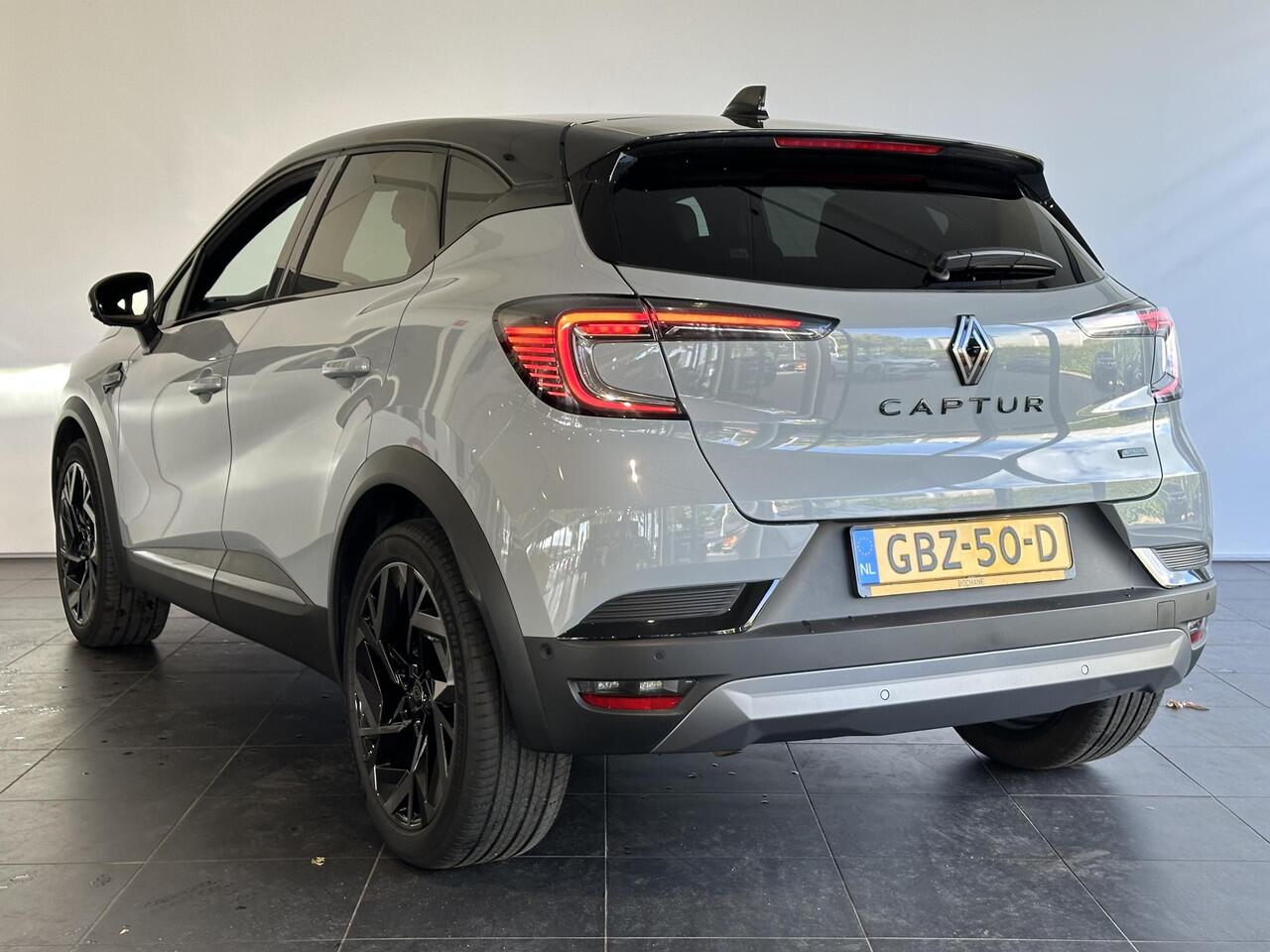 Renault CAPTUR 1.6 E-Tech full hybrid 145 esprit Alpine | 360° CAMERA | ADAPTIVE CRUISECONTROL | H&K AUDIOSYSTEEM | BLIS
