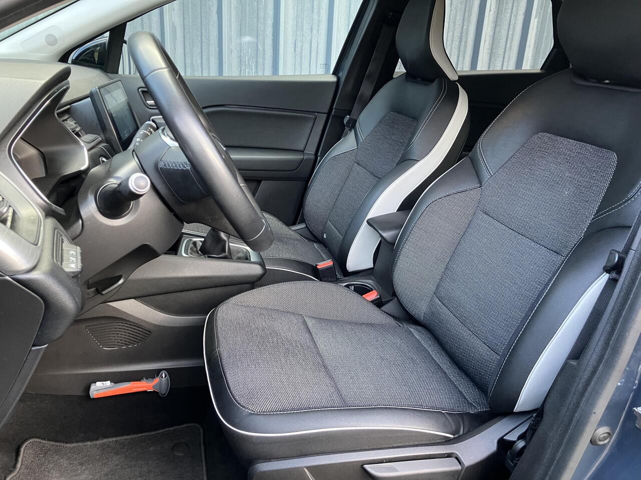 Renault CAPTUR TCe 100 Intens * TREKHAAK *