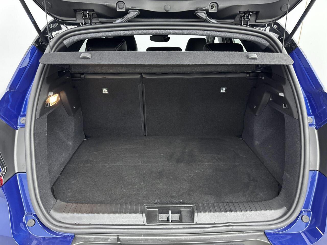 Renault CAPTUR 1.6 E-Tech Plug-in Hybrid E-Tech Engineered 160PK | Pack Advanced Driving | Achteruitrijcamera | Adaptive Cruise Control | Apple CarPlay/Android Auto | Climate Control | Draadloze Oplader | Grootlichtassistent | Half-Leder | Keyless | Parkeersensoren Voor