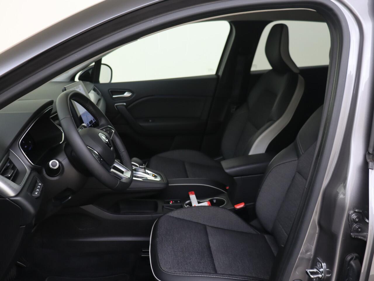 Renault CAPTUR 1.6 E-Tech Plug-in Hybrid 160 Serie Limitée E-TECH | Navigatie | Climate Control | Camera en Parkeerhulp Achter |