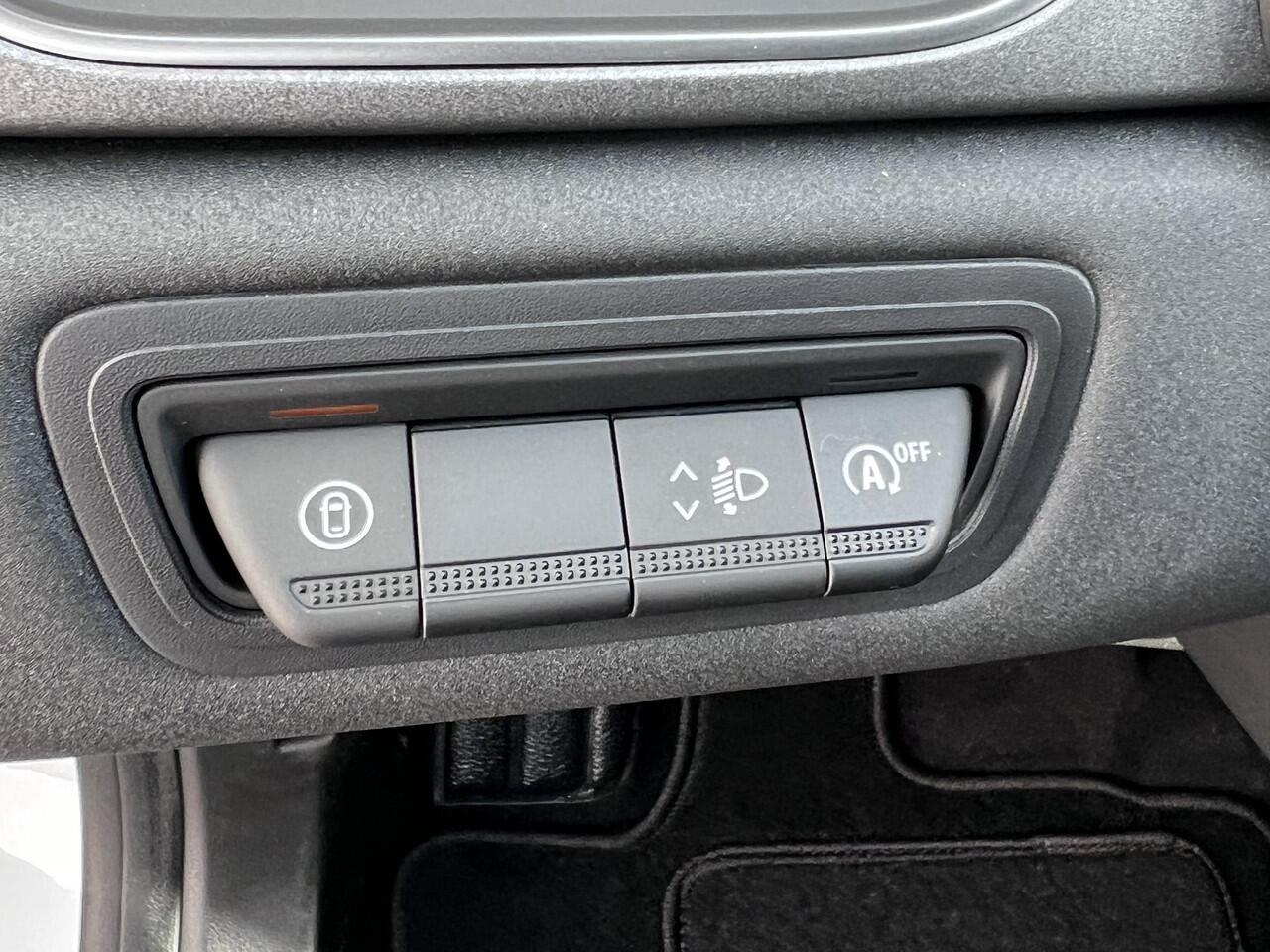 Renault CAPTUR 1.3 mild hybrid 160 techno Automaat / Dealer onderhouden / Adaptieve CC / Navigatie via Apple Carplay Android groot scherm / Stuur- en stoelverwarming / 18" LM wielen /