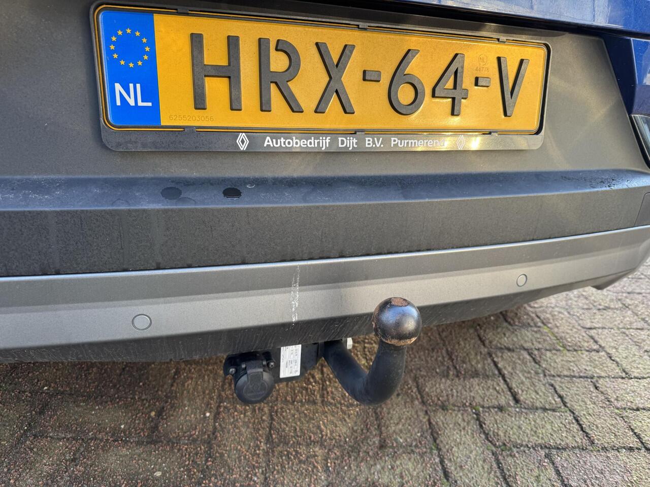 Renault CAPTUR 1.6 E-Tech 145 esprit Alpine+Pack Winter&Trekhaak!