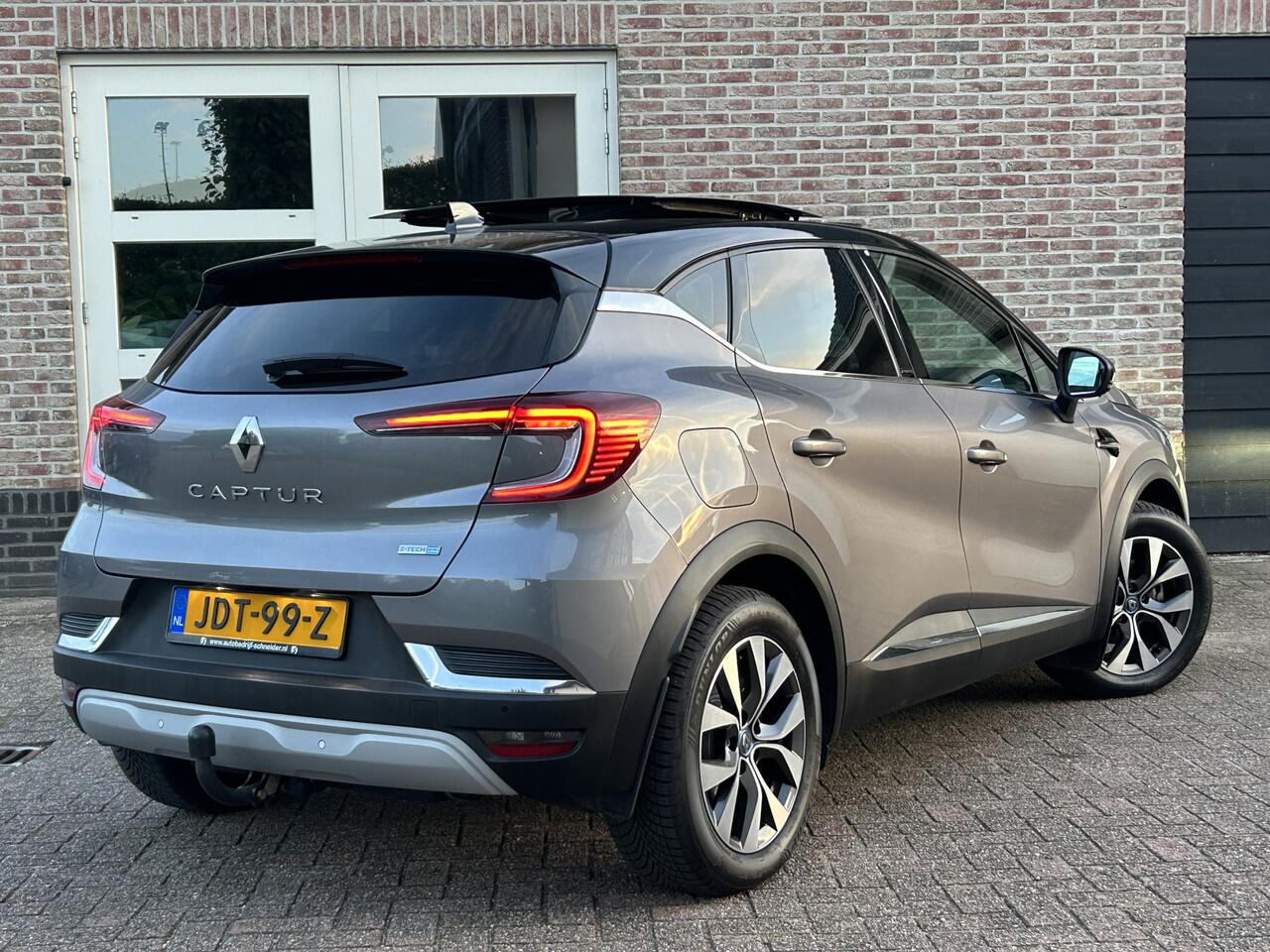 Renault CAPTUR 1.6 E-Tech Plug-in Hybrid 160 Intens Pano Trekhaak Dealer O.H.
