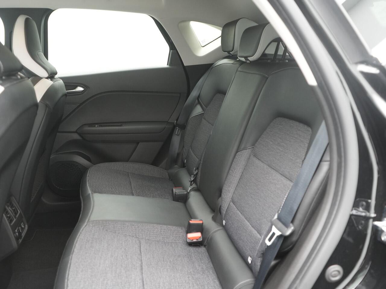 Renault CAPTUR TCe 90 Intens - RIJKLAARPRIJS - Achteruitrijcamera - All Seasonbanden - Dealeronderhouden