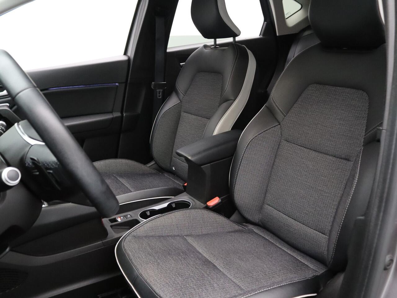 Renault CAPTUR 140pk TCe Intens Cruise | Climate | Carplay | Parkeersens. v+a