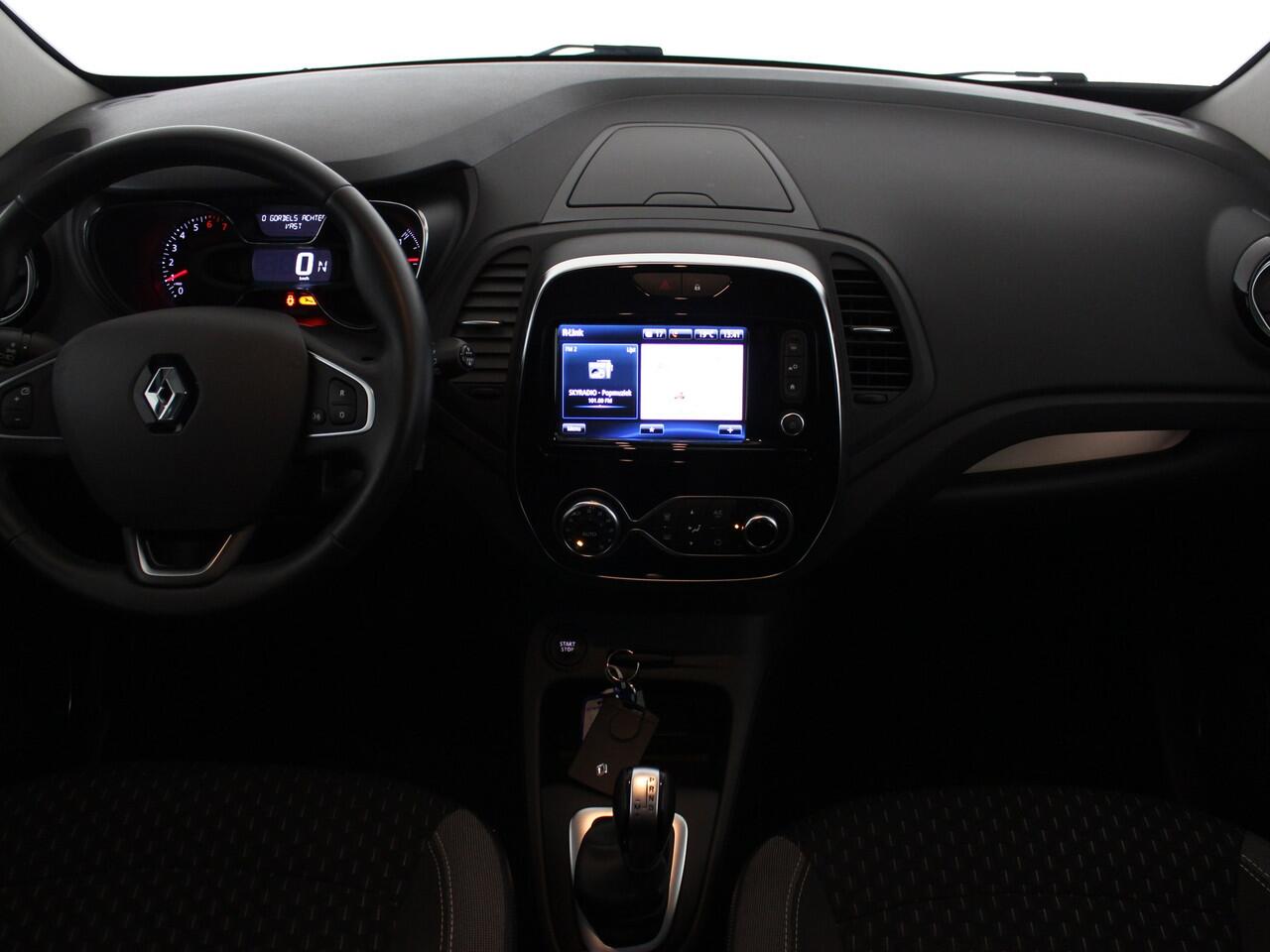 Renault CAPTUR 1.3 TCe Intens | Automaat | Trekhaak | Navi | Carplay |*