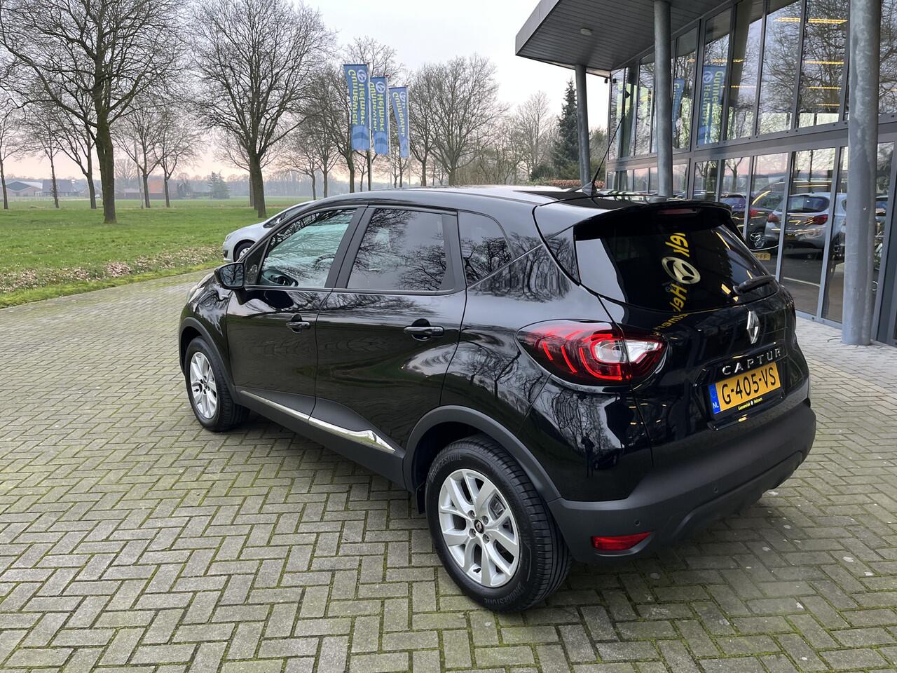 Renault CAPTUR 0.9 TCe Limited | CRUISE CONTROL | CARPLAY | PDC ACHTER | NAVIGATIE