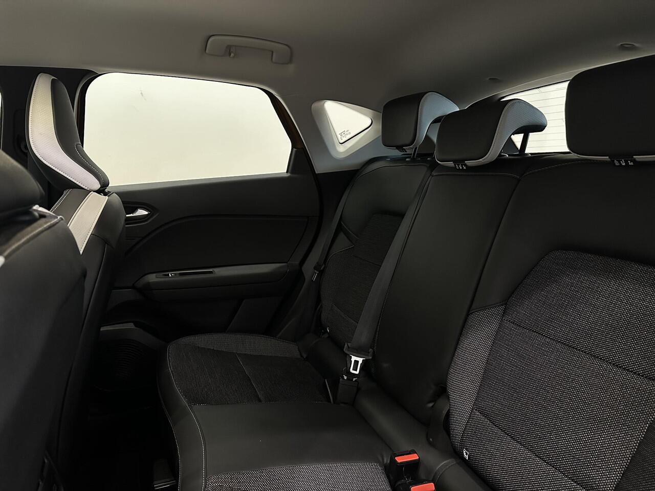 Renault CAPTUR 1.3 TCe 130 EDC Edition One | Navigatie 9,3" | Stoelverwarming | Trekhaak afneembaar | Lichtmetalen velgen 18"