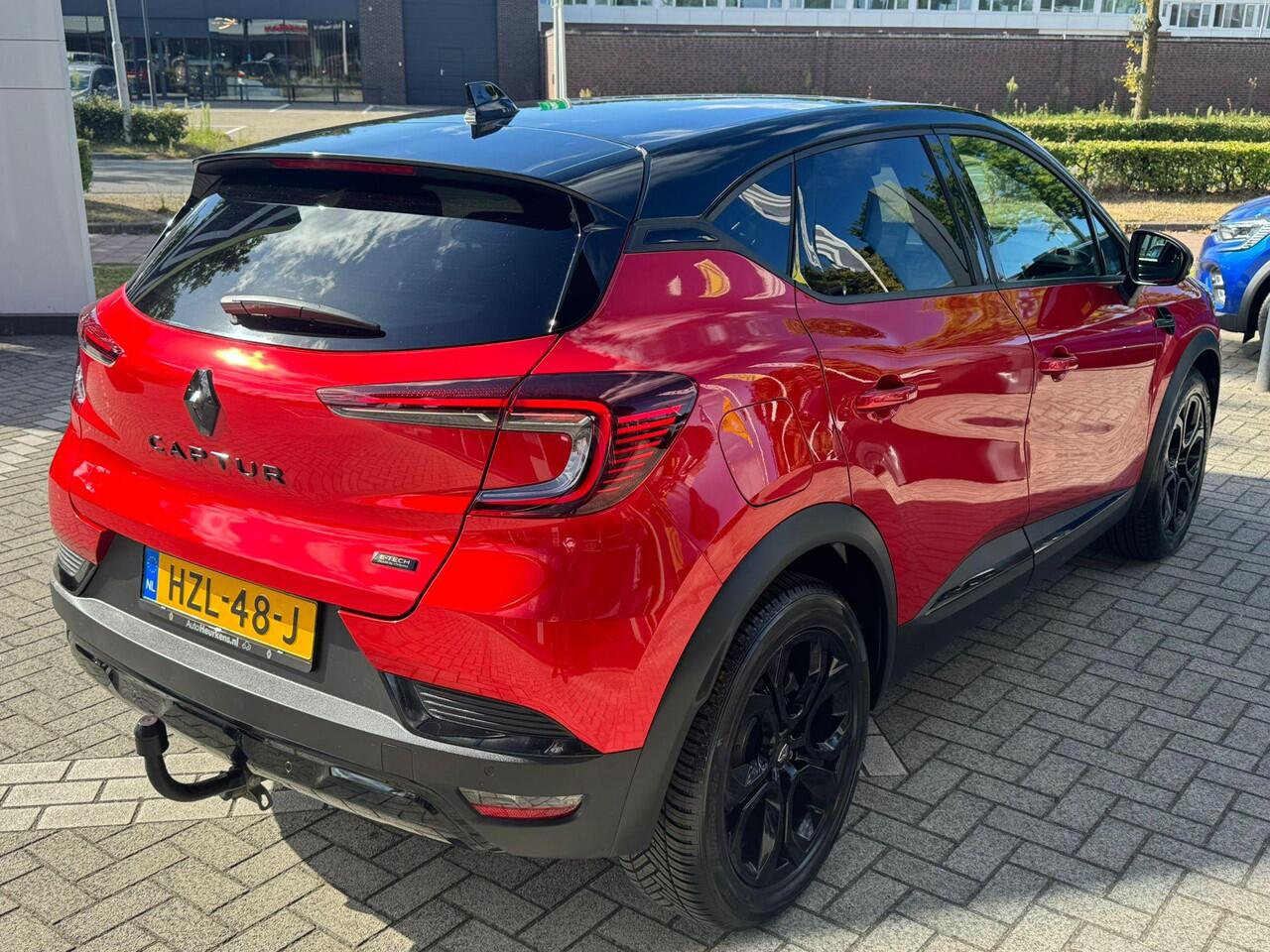 Renault CAPTUR E-Tech plug-in hybrid 160 SL Rive Gauche | Automaat | Trekhaak | Parkeersensoren voor en achter | Achteruitrijcamera |