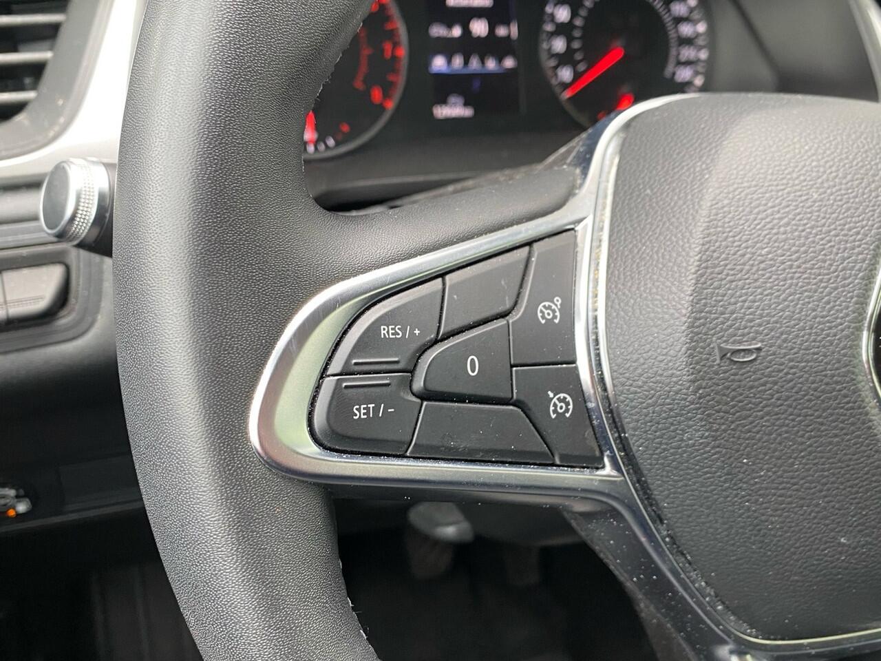 Renault CAPTUR 1.0 TCe 100 Bi-Fuel Gas G-3 Zen | LPG | Cruise Control | Climate Control | Navigatie | PDC | Achteruitrijcamera | RIJKLAARPRIJS INCL 12 MAANDEN GARANTIE EN BEURT