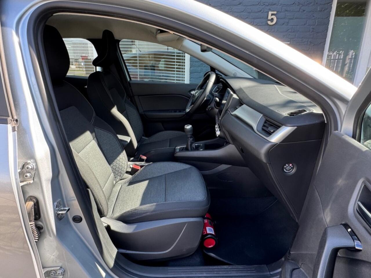 Renault CAPTUR 1.0 TCE Business Zen + ECC + Led + Navi + pdc - 04/2022 - 43 dkm