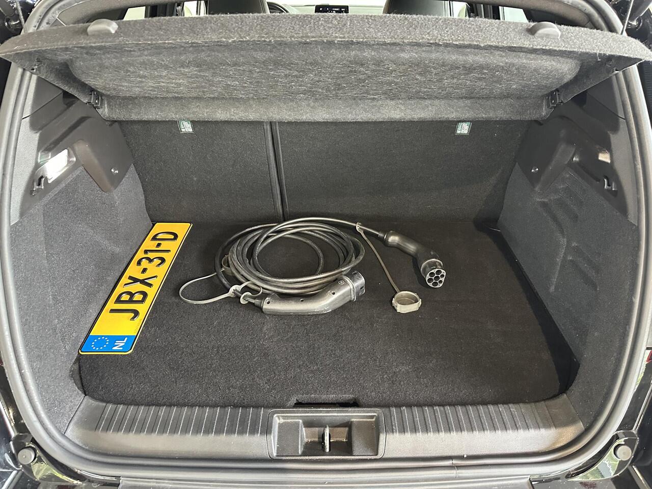 Renault CAPTUR 1.6 E-Tech Plug-in Hybrid 160 R.S. Line | 360° CAMERA | STOEL-/STUURVERWARMING | ADAPTIVE CRUISECONTROL | APPLE CARPLAY/ANDROID AUTO