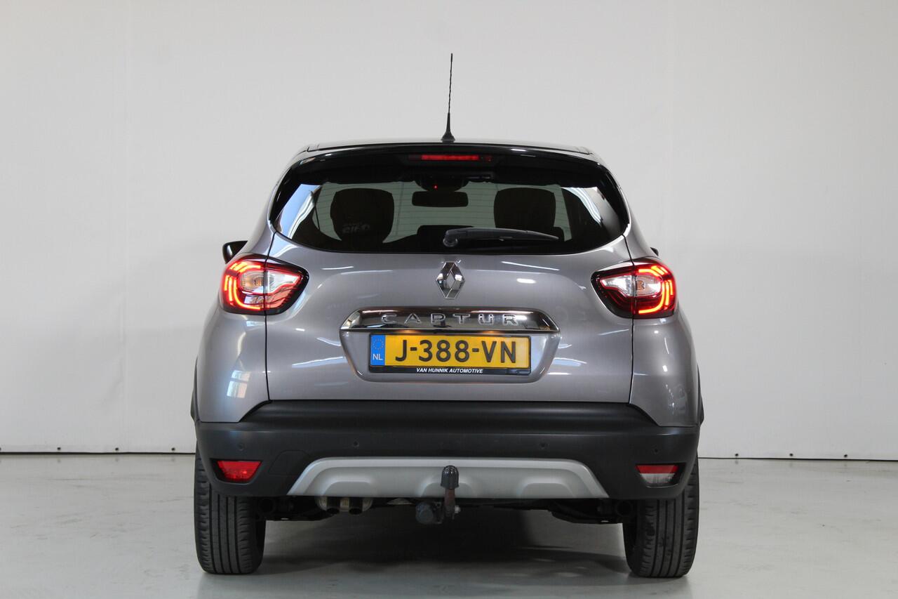 Renault CAPTUR 1.3 TCe Intens | Keyless | Camera | Trekhaak | Navi | Dealer Oh