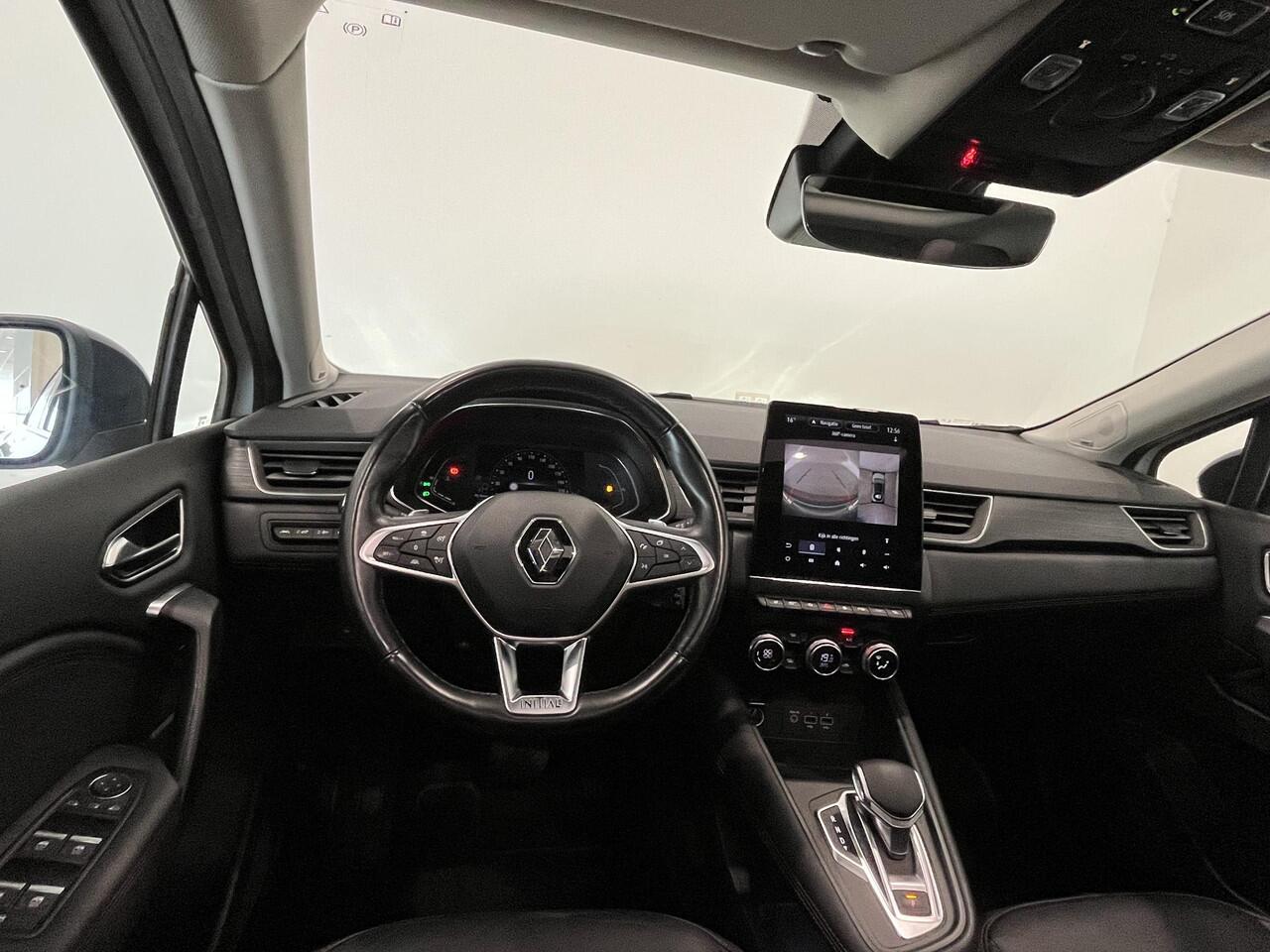 Renault CAPTUR 1.3 TCe 155 EDC Initiale Paris | Trekhaak | Panoramadak | Leder | Navigatie 9,3" | Climate Control | Cruise Control | Lichtmetalen velgen 18" | Apple Carplay/Android Auto