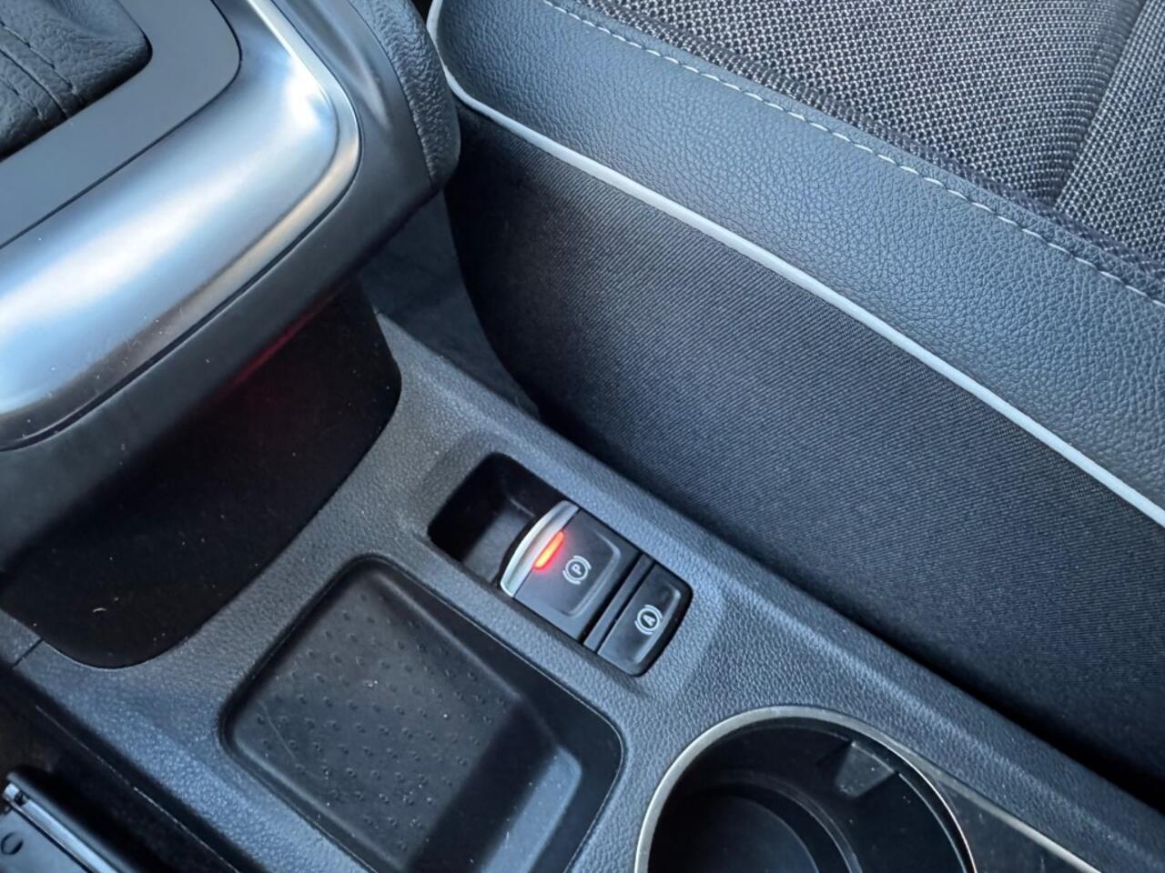 Renault CAPTUR 1.3 TCe 130 pk Intens EDC Automaat