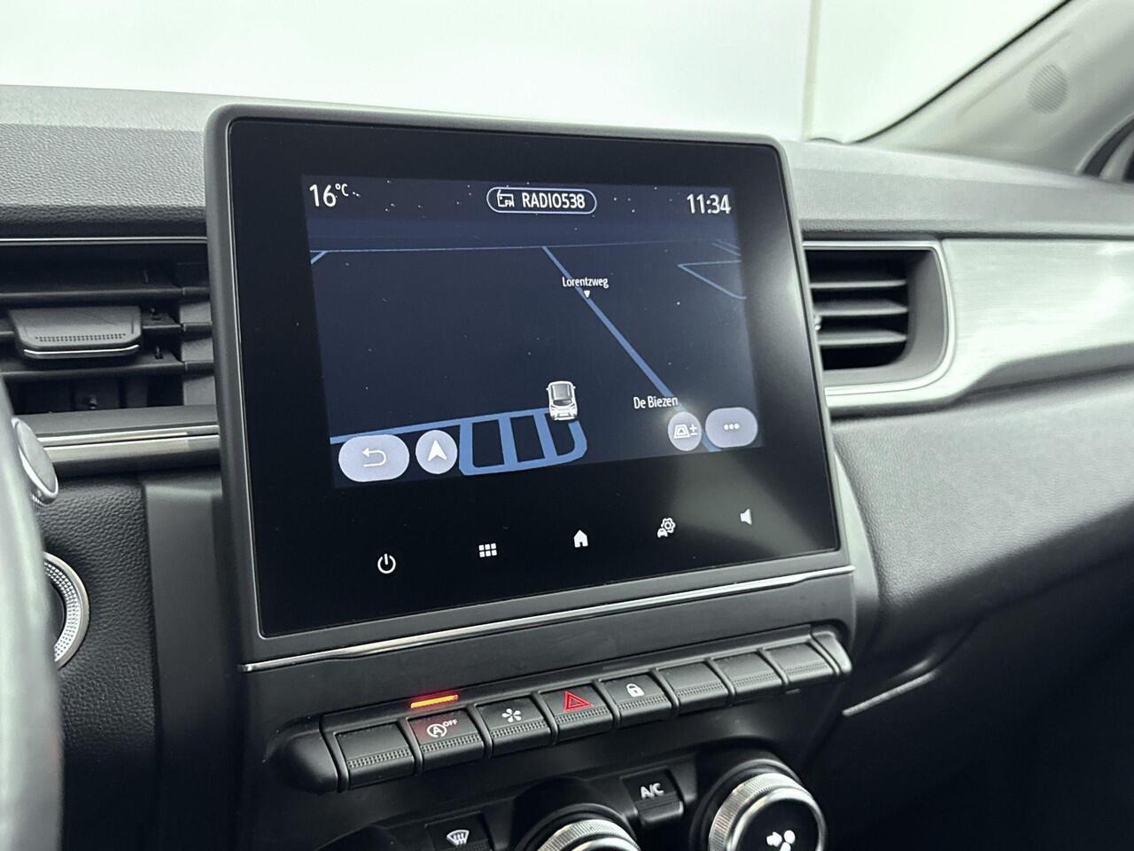 Renault CAPTUR 1.3 TCe Intens 130PK | Automaat | Trekhaak | Navigatie | Half-Leder | Climate Control | Apple CarPlay & Android Auto