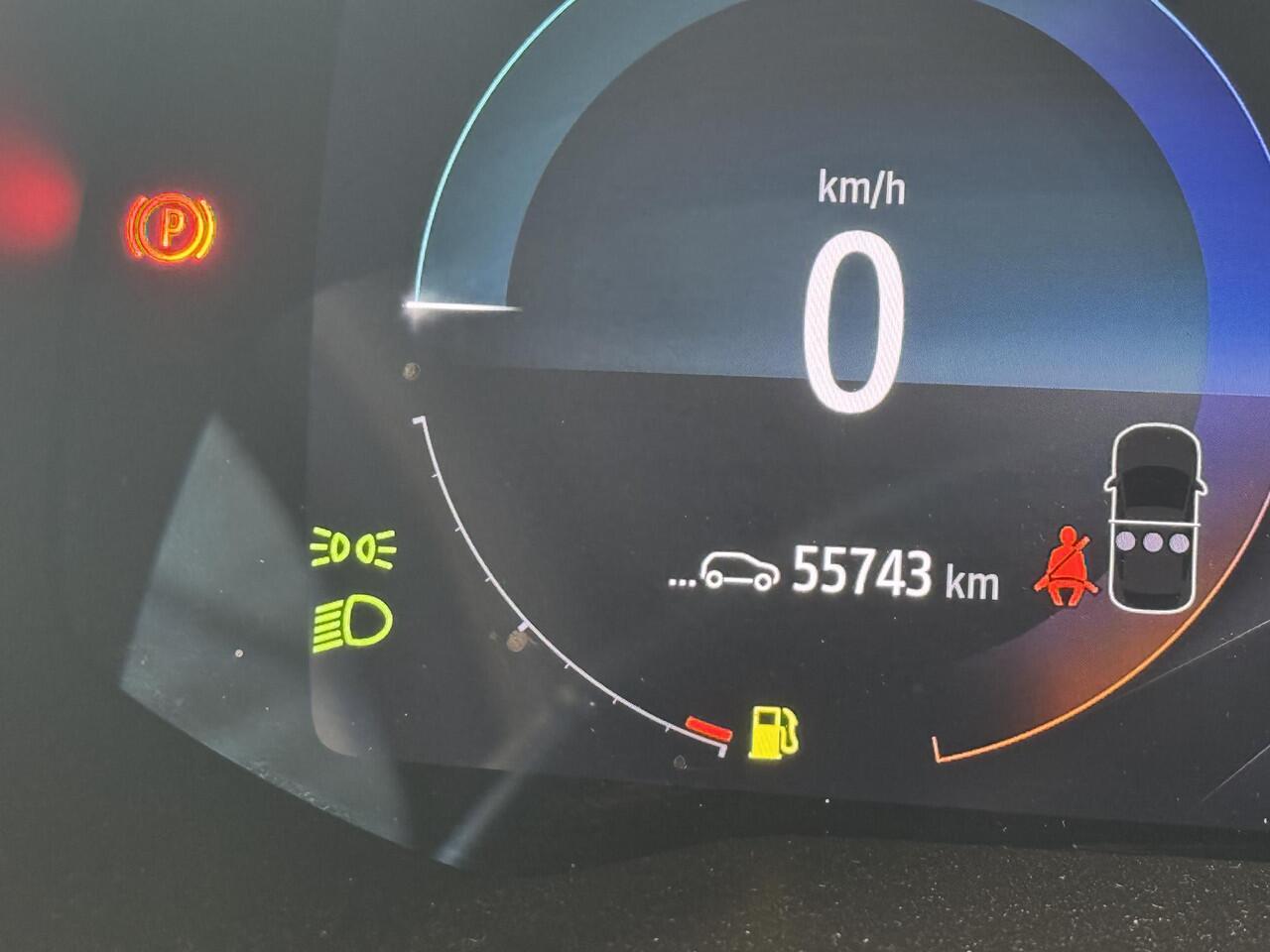 Renault CAPTUR 1.6 E-Tech Plug-in Hybrid 160 Intens | Clima | Navi | Camera | Trekhaak