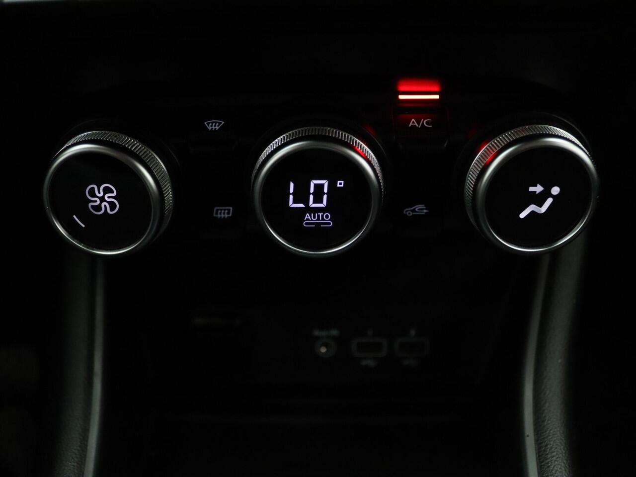 Renault CAPTUR 100pk TCe Intens Airco | Cruise | Parkeersens. achter | 17"