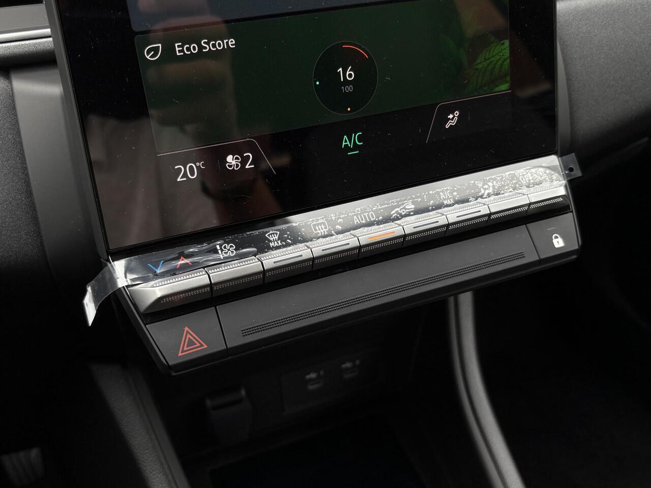 Renault CAPTUR 1.8 E-Tech full hybrid 160 Techno / NIEUW / Direct leverberbaar / Camera / Apple carplay & Aindroid auto / Climate control / LED /