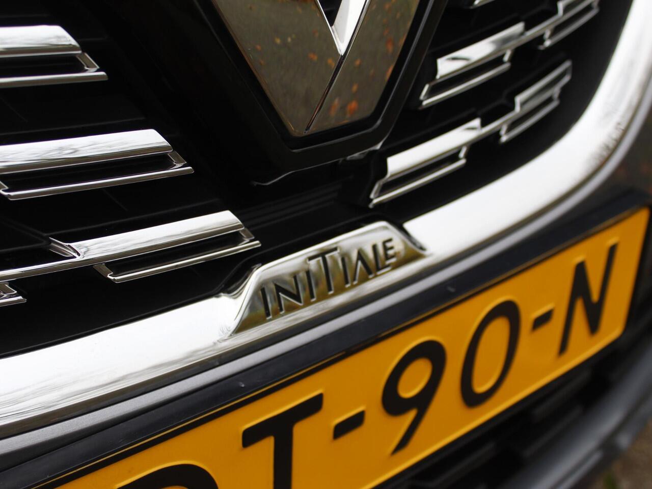 Renault CAPTUR 1.3 TCe 140 Initiale Paris AUTOMAAT / PANO / BOSE / LEDER / 10,25'' DASH / 9,3'' NAVI / ADAPT. CRUISE / CAMERA / CLIMATE / STOELV. / STUURV. / VOORRUITV. / KEYLESS / 18'' LMV