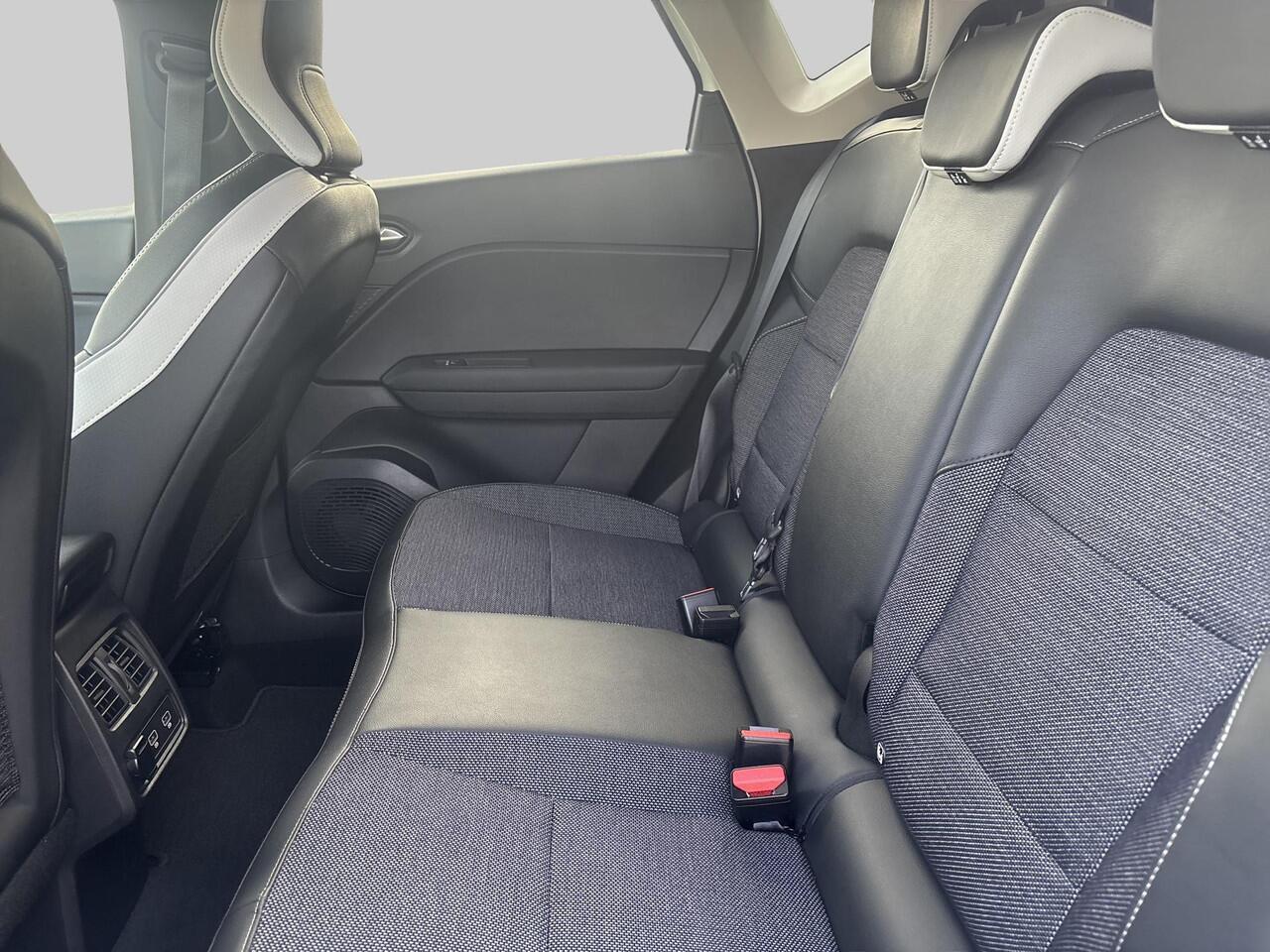 Renault CAPTUR 1.6 E-Tech Plug-in Hybrid 160 Intens