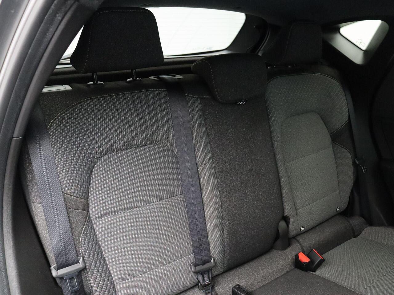 Renault CAPTUR E-Tech full hybrid 145pk techno | Google infotainment | Achteruitrijcamera | Apple carplay | NIEUWSTAAT |