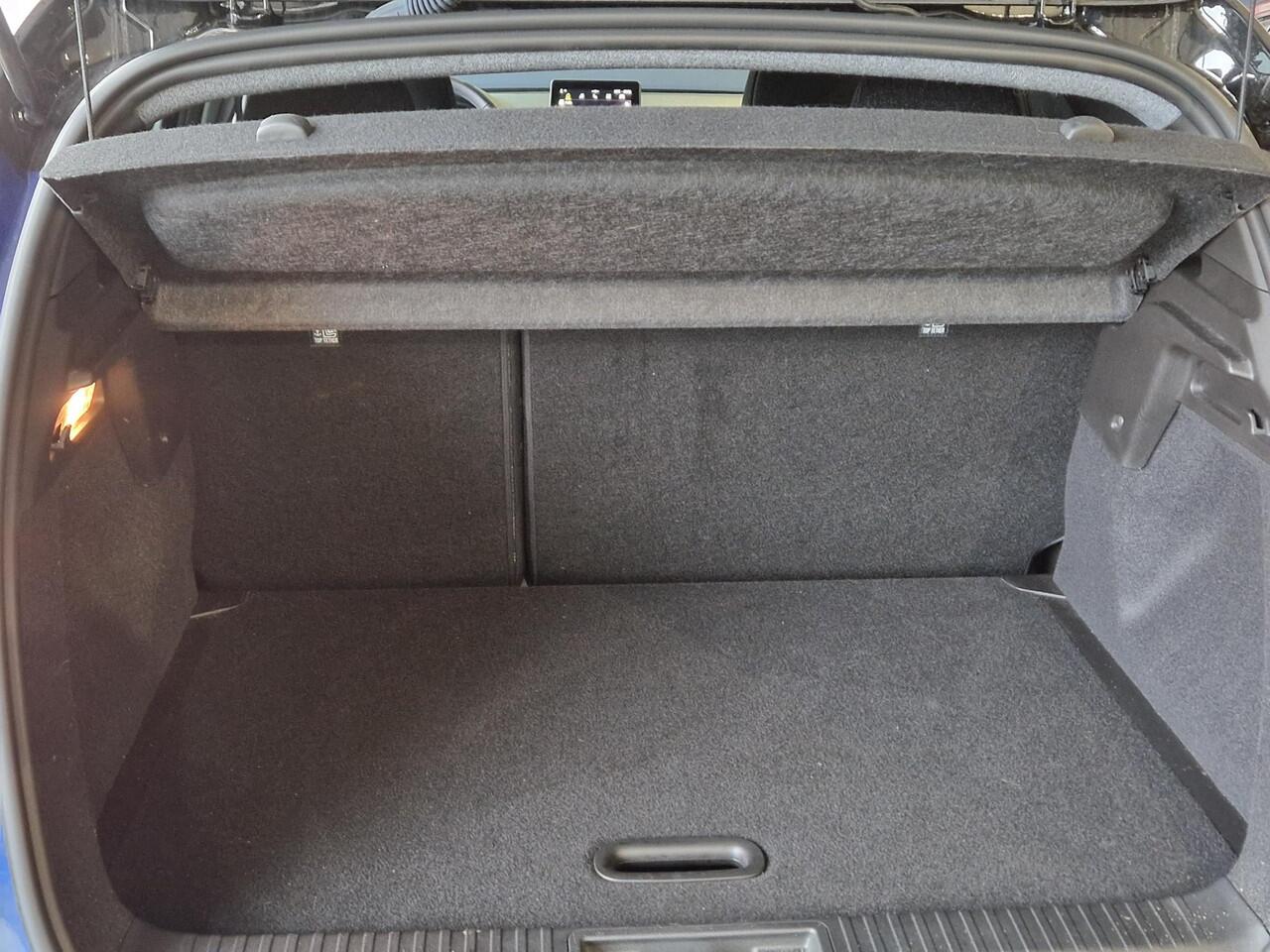 Renault CAPTUR 1.3 mild hybrid 160 techno | AUTOMAAT | ADAPTIVE CRUISECONTROL | ACHTERUITRIJCAMERA | PARKEERSENSOREN ACHTER | APPLE CARPLAY & ANDROID AUTO| STOEL-/STUUR VERWARMING