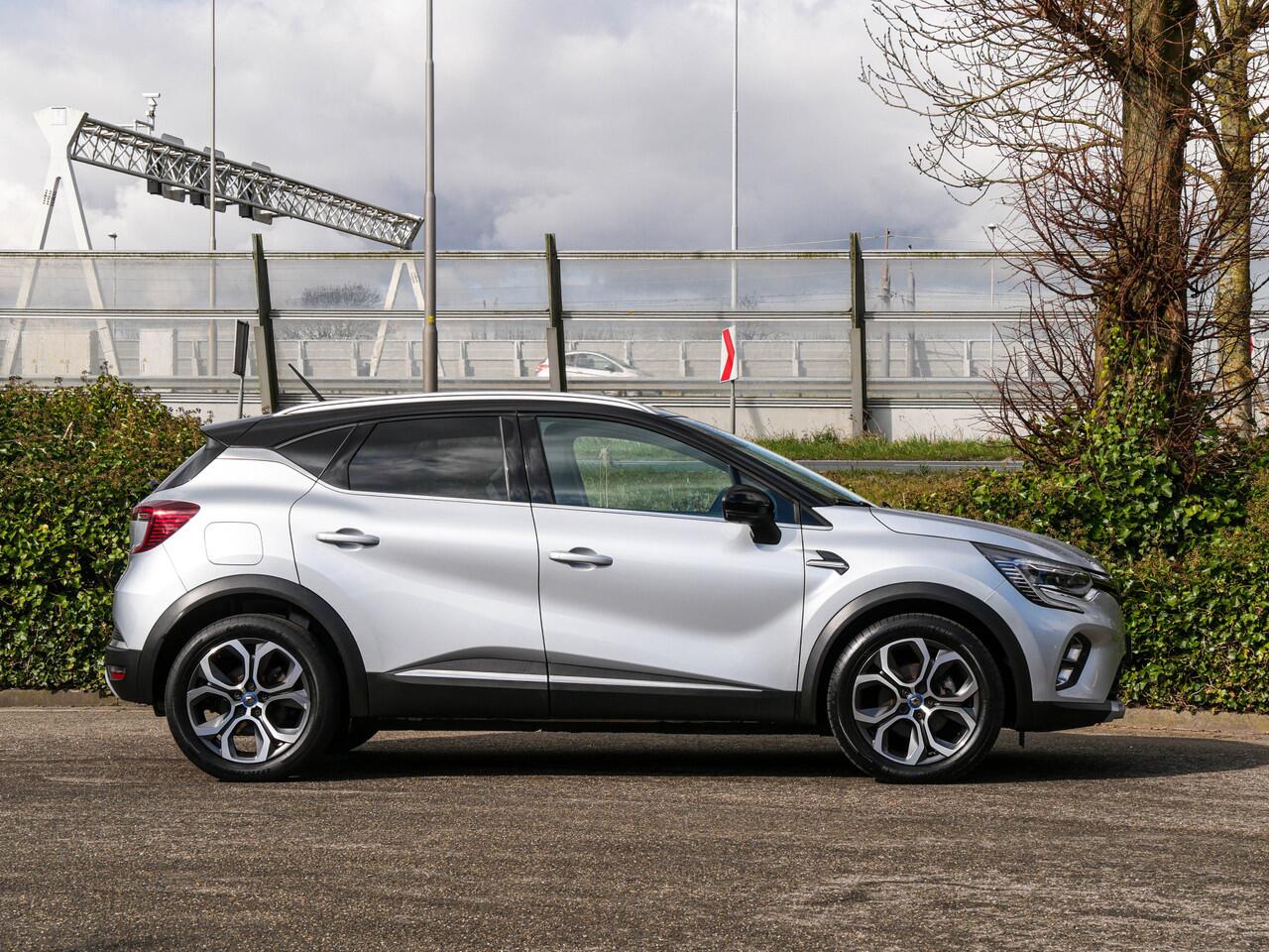Renault CAPTUR 1.6 E-Tech Plug-in Hybrid 160 Intens | CAMERA | CARPLAY | NAVIGATIE |