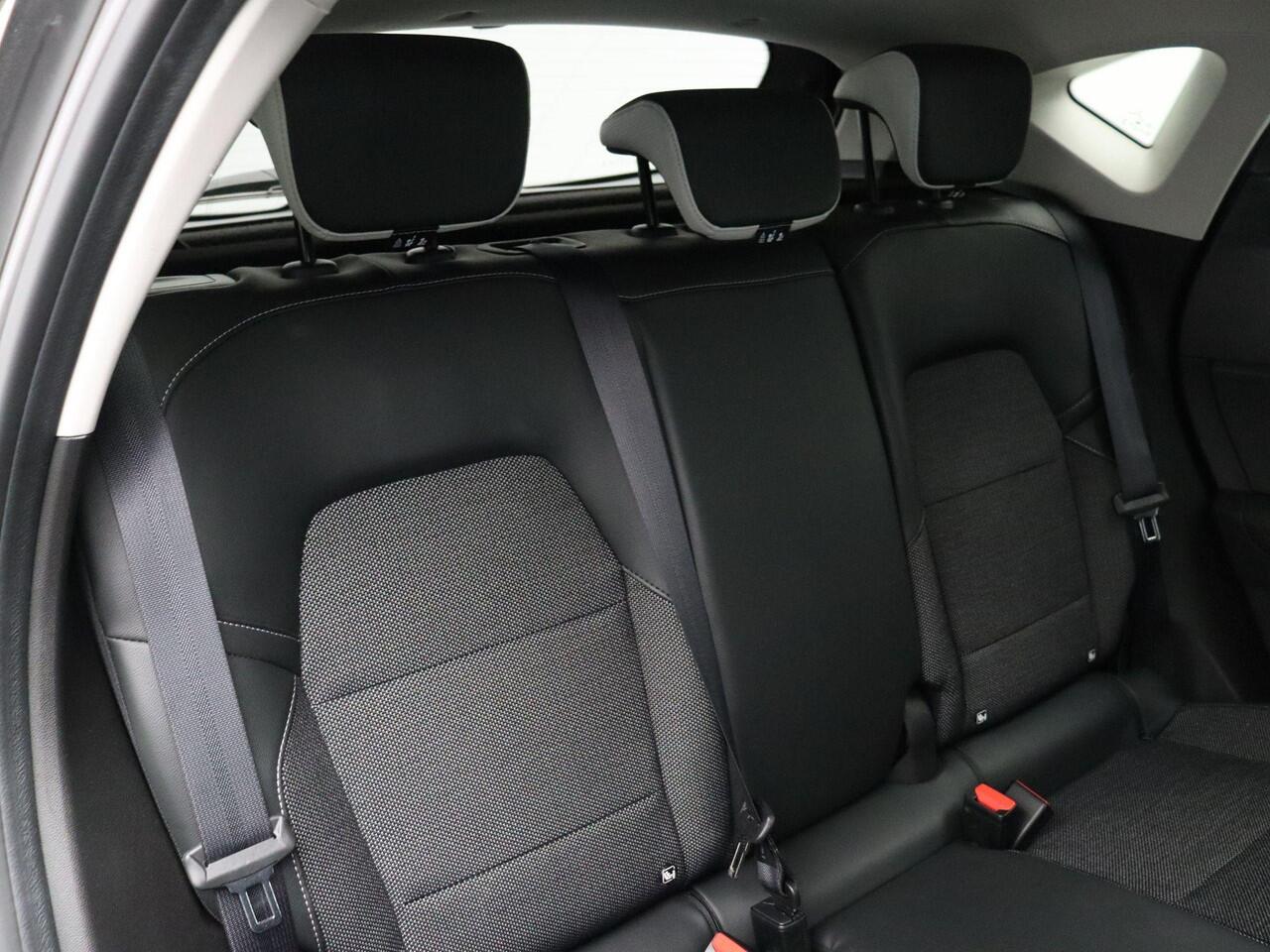 Renault CAPTUR 1.0 TCe 90 Techno | Navi | Clima | Achteruitrij camera | Keyless.