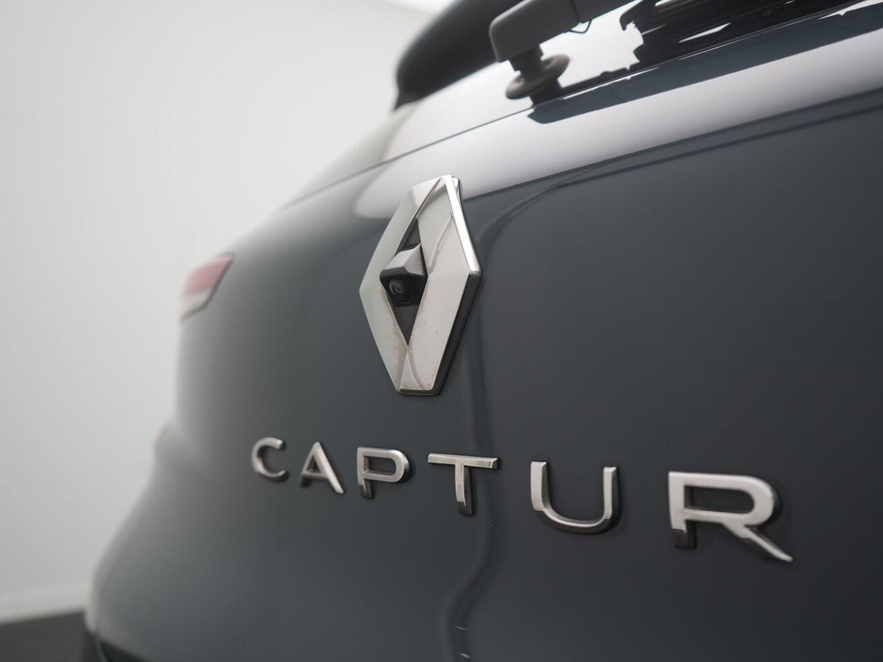 Renault CAPTUR 1.6 E-Tech Plug-in Hybrid 160 Techno - Occasion Lease vanaf ¤549 p/m - RIJKLAARPRIJS - All Seasonbanden - Achteruitrijcamera - Adaptieve Cruise Control - Trekhaak - Dealeronderhouden