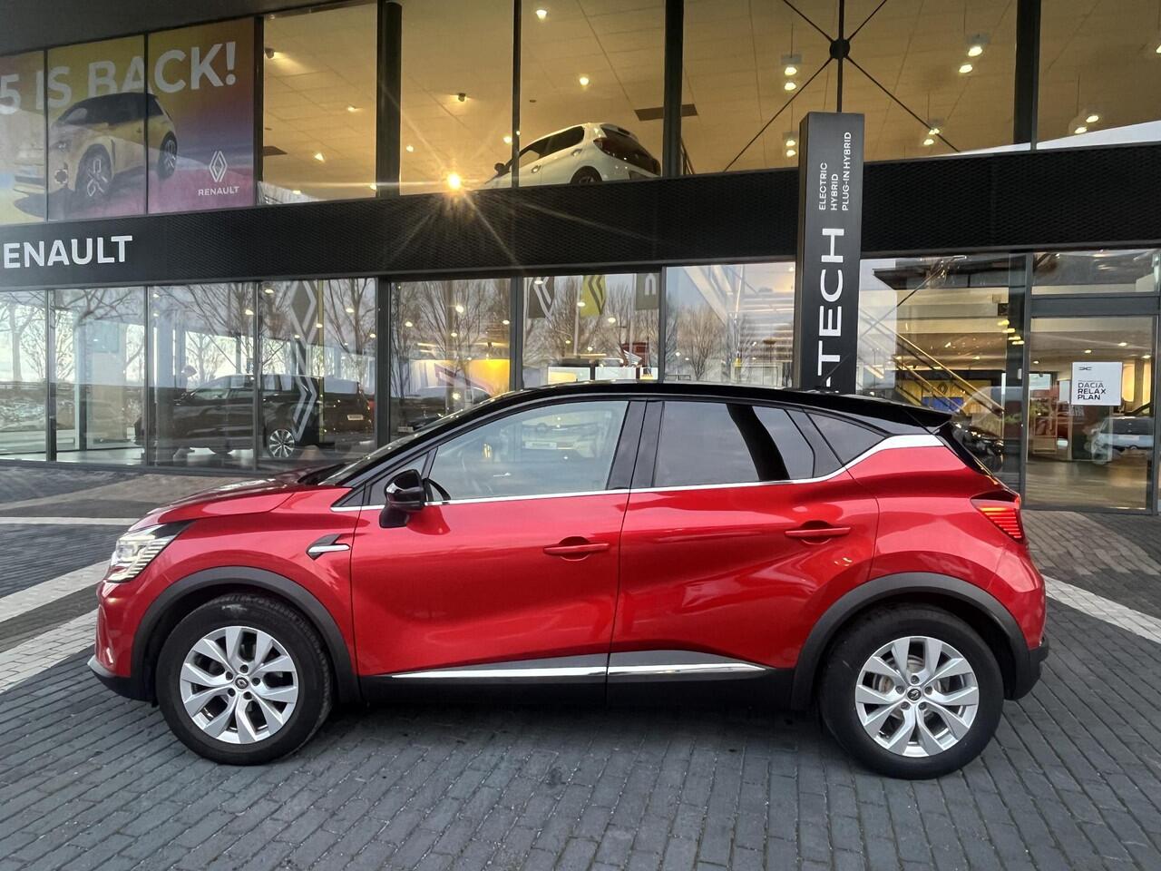 Renault CAPTUR 1.0 TCe 100 Intens TREKHAAK / PARKEERSENSOREN / CRUISE CONTROL / CLIMATE CONTROL / NAVI / 1 EIGENAAR!