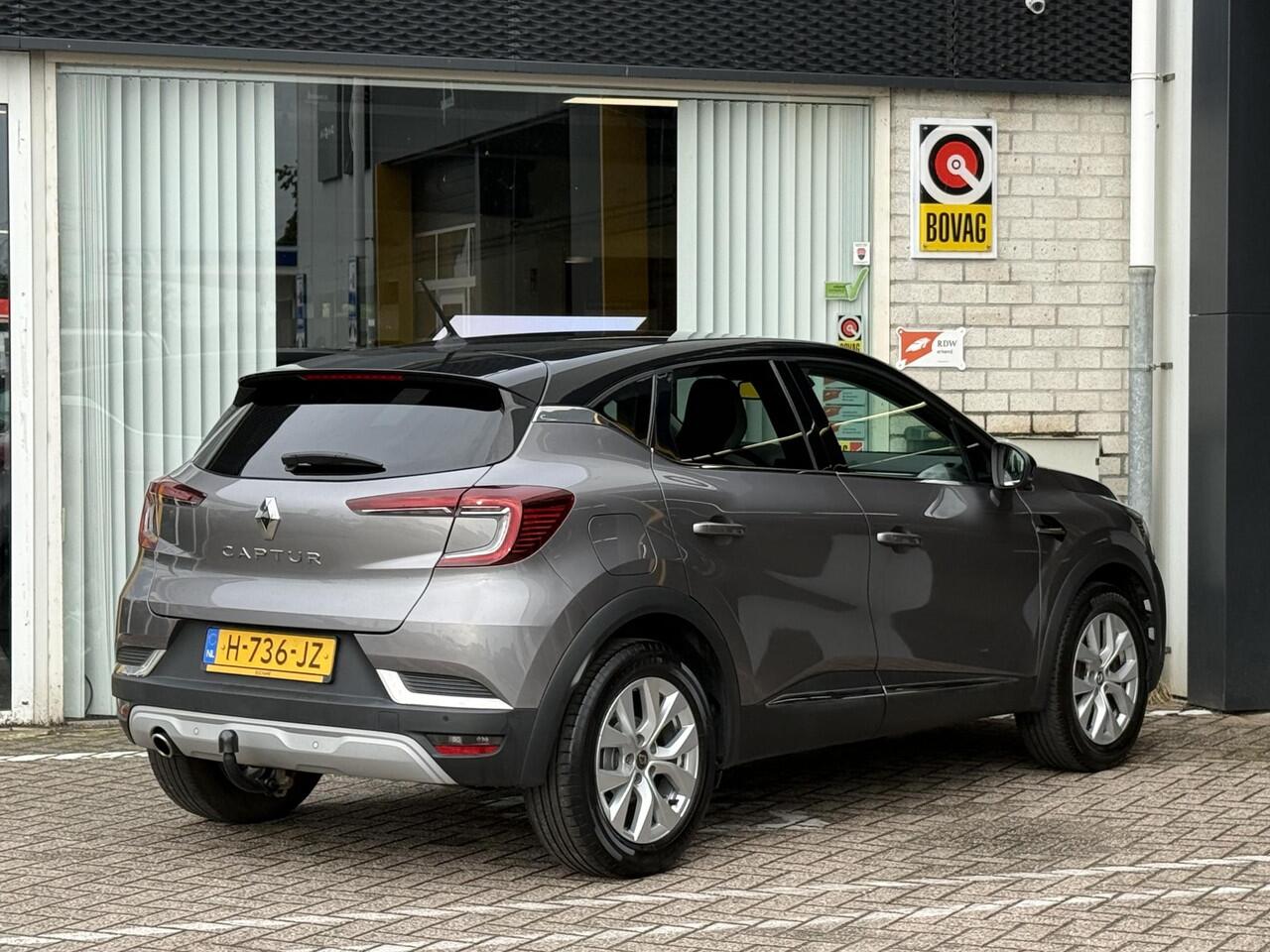 Renault CAPTUR 1.0 TCe 100 Intens | Trekhaak | Navigatie | Achteruitrijcamera | DAB | Key-less | Climate Control | Parkeersensoren | Cruise Control |