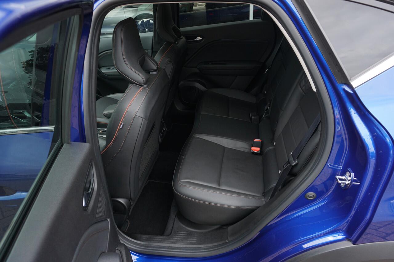 Renault CAPTUR 1.6 E-Tech Plug-in Hybrid 160 Initiale Paris Trekhaak | 360° Camera | Stoelverw. * All in prijs *