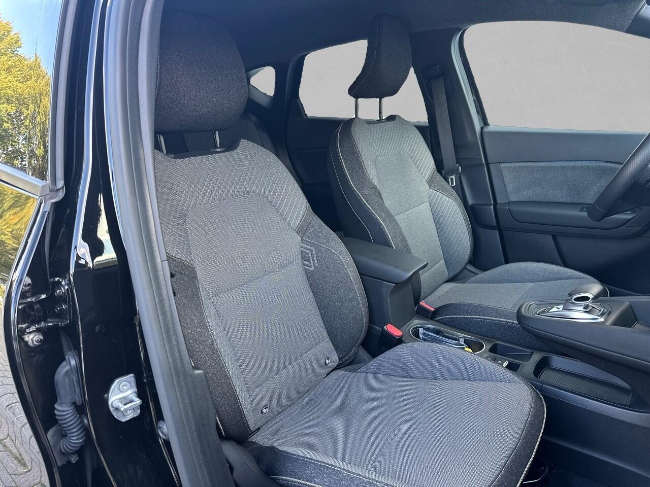 Renault CAPTUR 1.3 mild hybrid 160 techno EDC AUTOMAAT / GROOT NAVI / STOEL EN STUURVERWARMING / CAMERA / VELE OPTIES