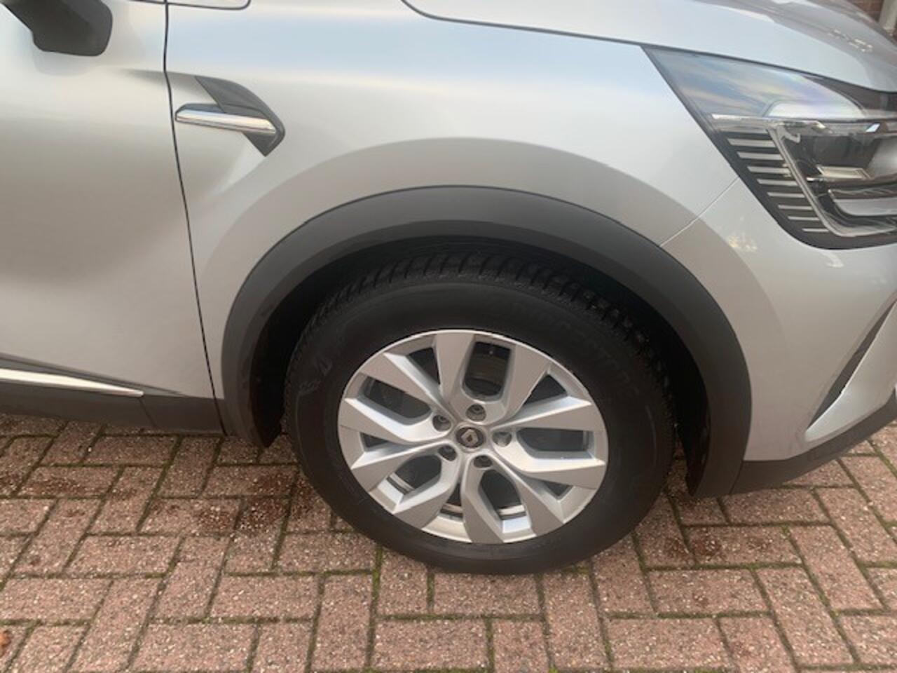 Renault CAPTUR 1.0 TCe 100 Intens