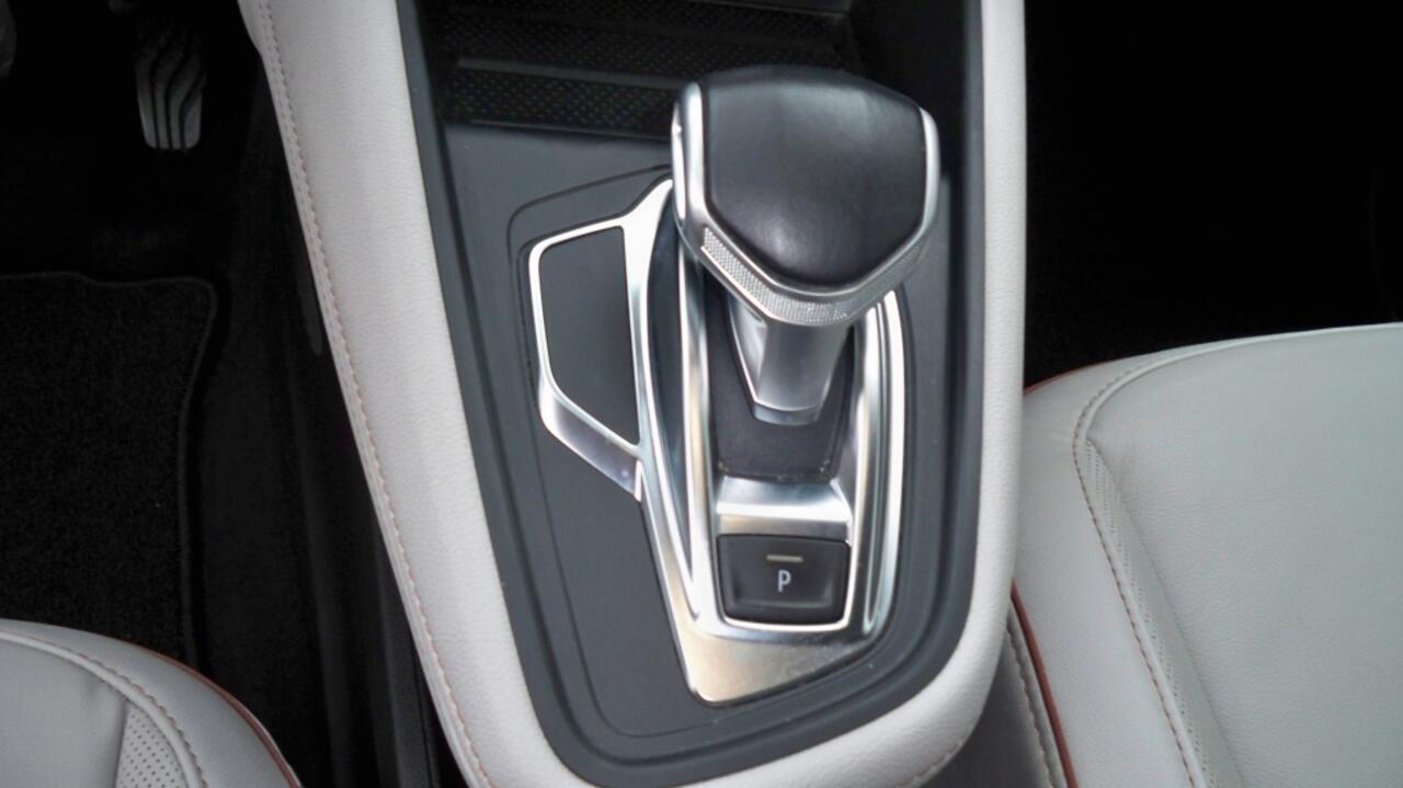 Renault CAPTUR 1.3 TCe Init. Paris Automaat